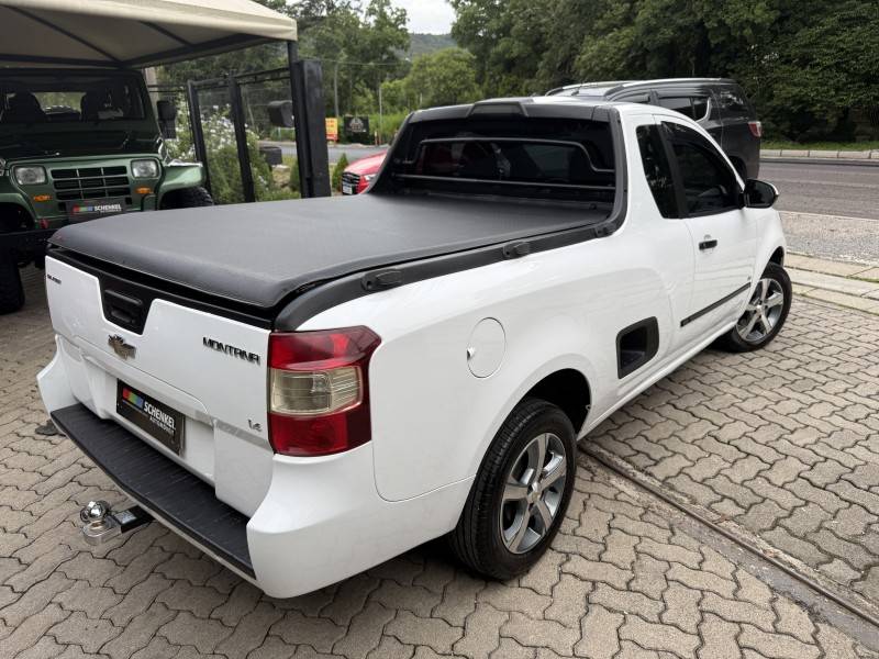 CHEVROLET - MONTANA - 2011/2012 - Branca - R$ 38.900,00