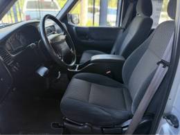 FORD - RANGER - 2010/2011 - Prata - R$ 65.000,00