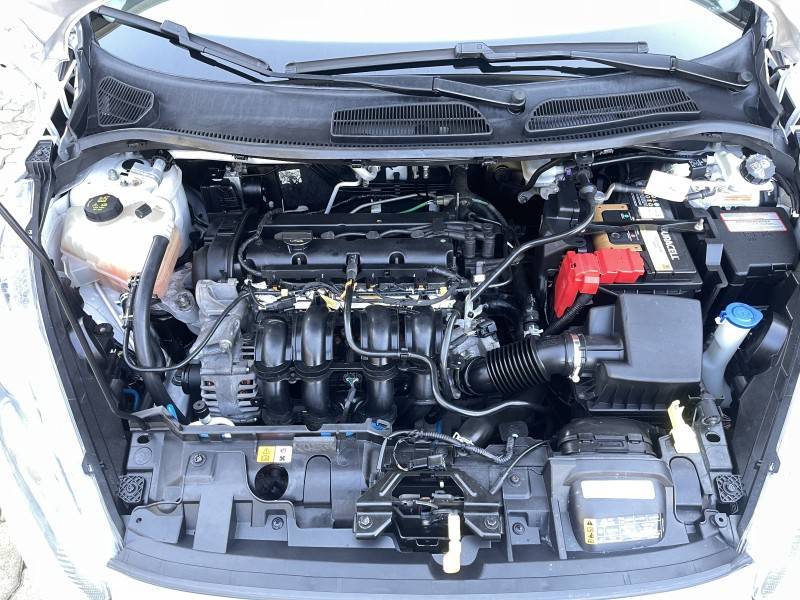 FORD - FIESTA - 2016/2016 - Branca - R$ 48.500,00