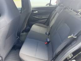 CHEVROLET - ONIX - 2024/2025 - Preta - R$ 84.000,00