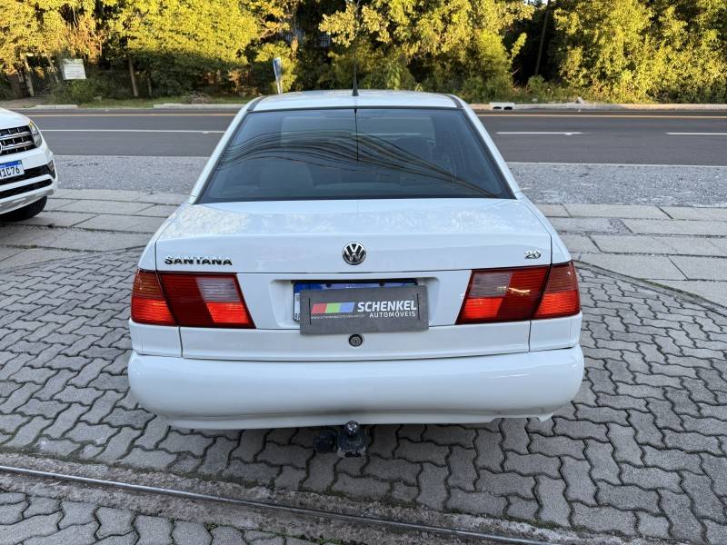 VOLKSWAGEN - SANTANA - 2001/2001 - Branca - R$ 27.800,00