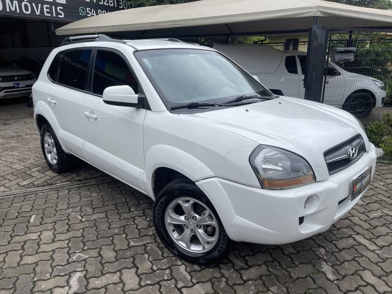 HYUNDAI - TUCSON - 2014/2015 - Branca - R$ 62.000,00