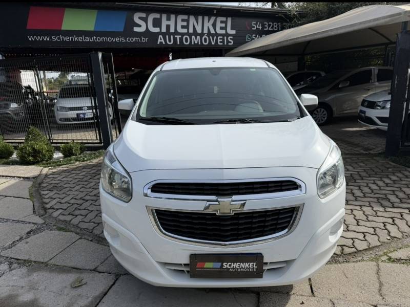 CHEVROLET - SPIN - 2014/2015 - Branca - R$ 49.900,00