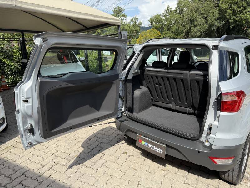 FORD - ECOSPORT - 2012/2013 - Prata - R$ 55.000,00
