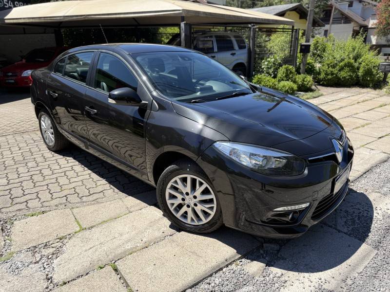 RENAULT - FLUENCE - 2017/2018 - Preta - R$ 62.900,00