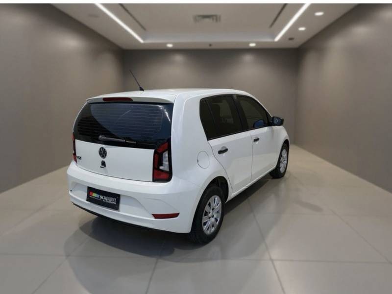VOLKSWAGEN - UP - 2017/2018 - Branca - R$ 49.900,00