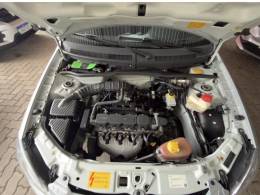 CHEVROLET - CELTA - 2010/2011 - Prata - R$ 25.900,00