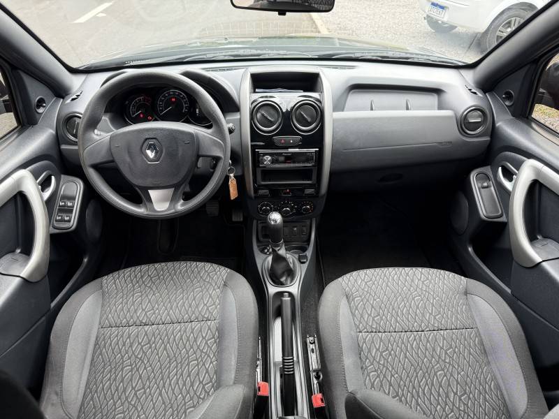 RENAULT - OROCH - 2019/2020 - Preta - R$ 75.900,00