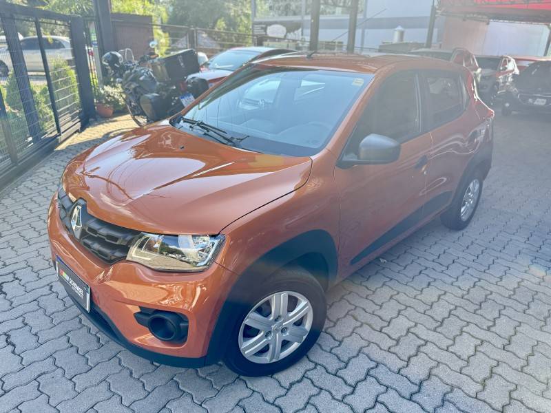RENAULT - KWID - 2021/2022 - Laranja - R$ 51.900,00