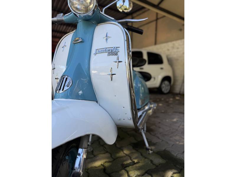 LAMBRETTA - LI - 1963/1963 - Azul - R$ 30.000,00