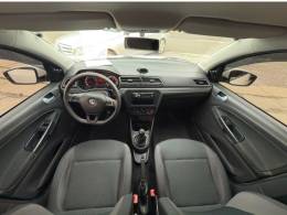 VOLKSWAGEN - VOYAGE - 2018/2019 - Branca - R$ 57.800,00