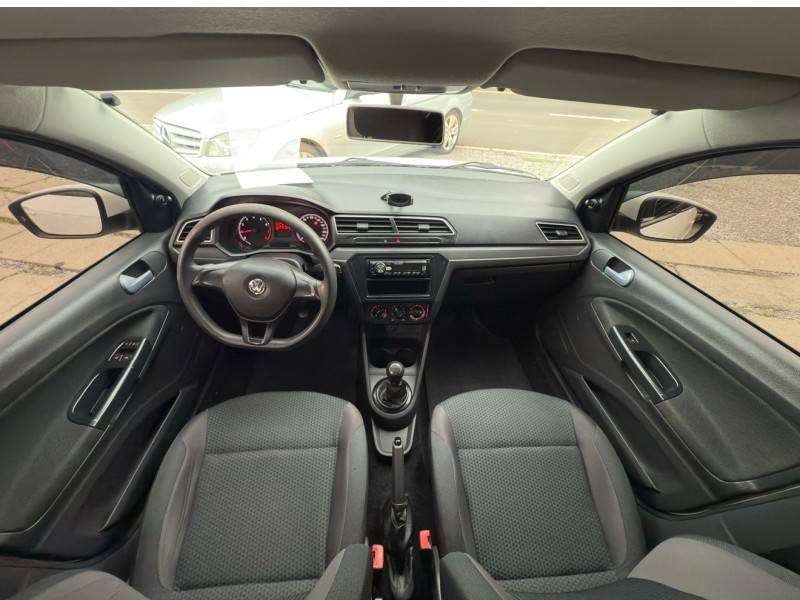 VOLKSWAGEN - VOYAGE - 2018/2019 - Branca - R$ 57.800,00