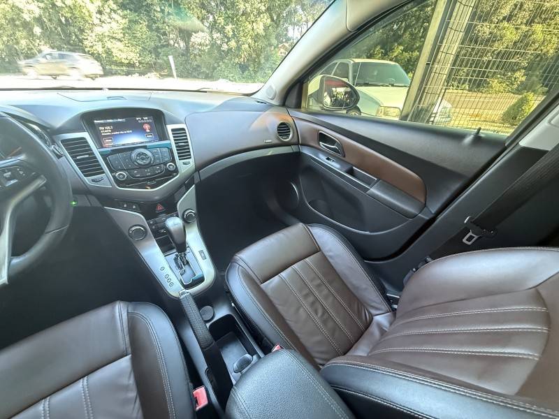 CHEVROLET - CRUZE - 2016/2016 - Branca - R$ 81.900,00