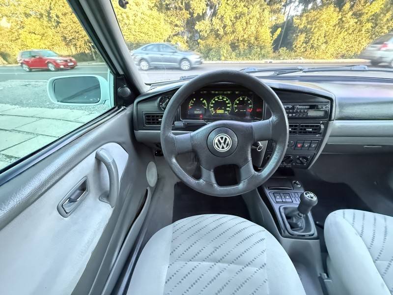 VOLKSWAGEN - SANTANA - 2001/2001 - Branca - R$ 27.800,00