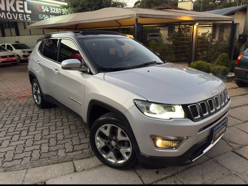 JEEP - COMPASS - 2016/2017 - Prata - R$ 94.900,00