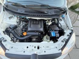 FIAT - UNO - 2017/2017 - Branca - R$ 44.000,00