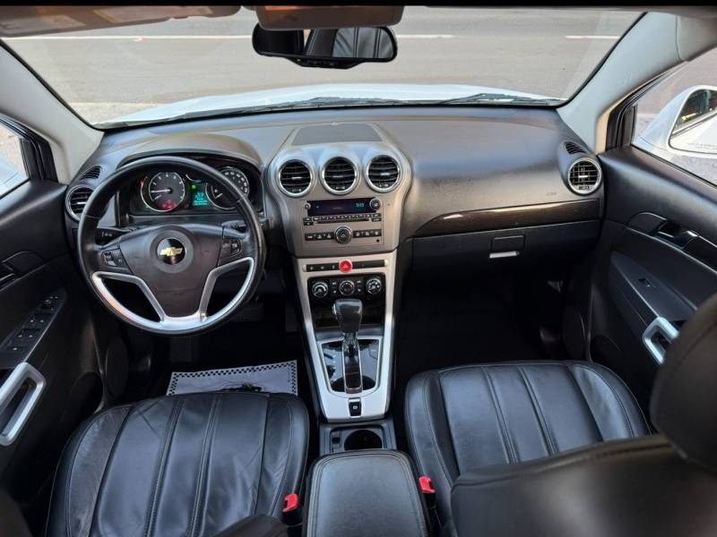 CHEVROLET - CAPTIVA - 2013/2014 - Branca - R$ 58.900,00