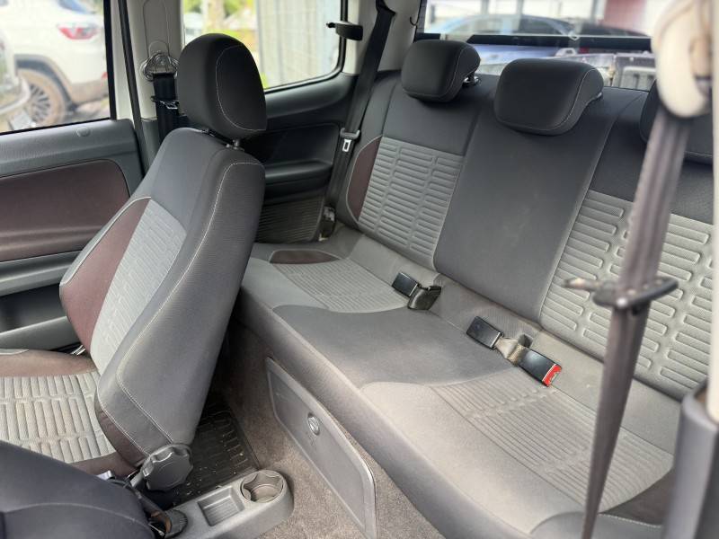 VOLKSWAGEN - SAVEIRO - 2014/2015 - Branca - R$ 66.500,00