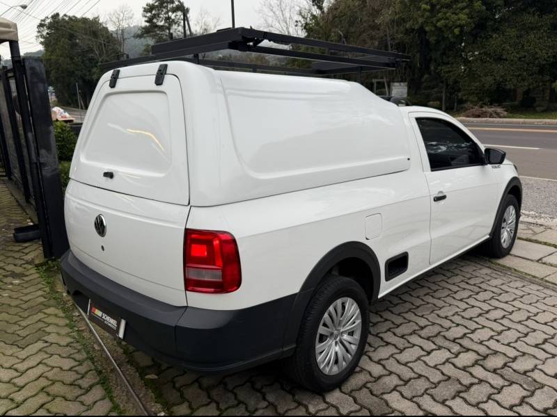 VOLKSWAGEN - SAVEIRO - 2020/2021 - Branca - R$ 65.000,00