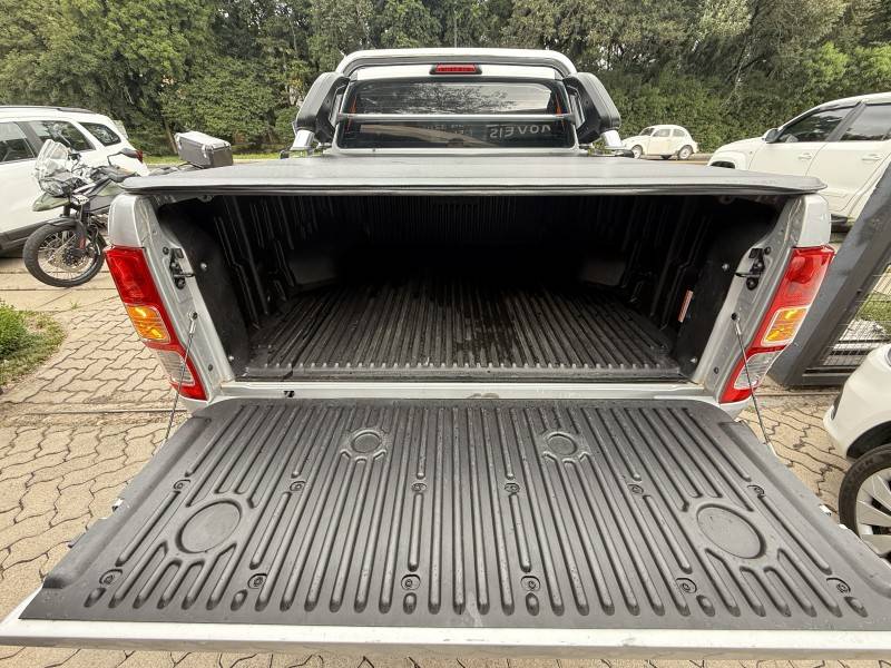 FORD - RANGER - 2019/2020 - Prata - R$ 136.000,00