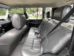 MITSUBISHI - PAJERO TR4 - 2013/2014 - Preta - R$ 61.000,00