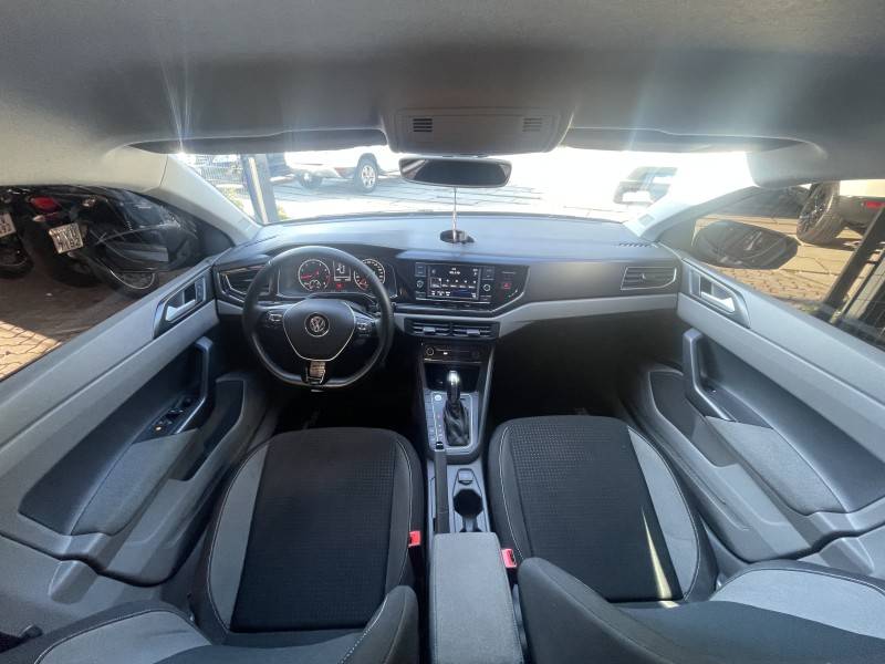VOLKSWAGEN - POLO - 2017/2018 - Cinza - R$ 74.900,00