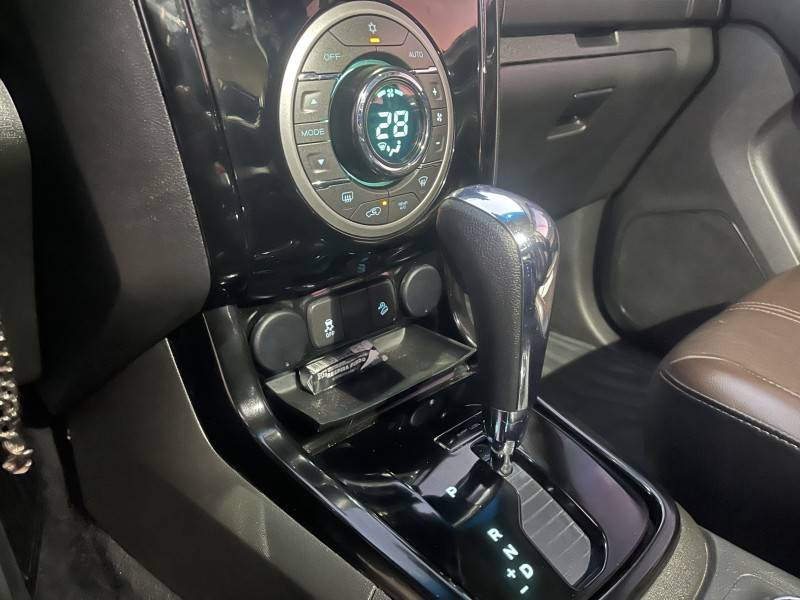 CHEVROLET - TRAILBLAZER - 2015/2015 - Preta - R$ 139.000,00