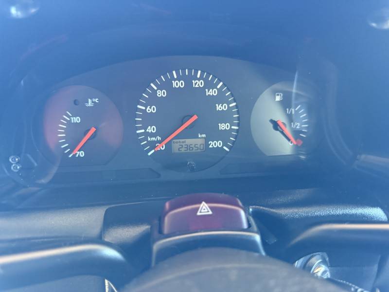 VOLKSWAGEN - GOL - 1997/1998 - Vermelha - R$ 35.000,00
