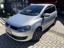 VOLKSWAGEN - FOX - 2013/2014 - Prata - R$ 43.900,00