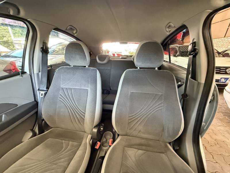 CHEVROLET - AGILE - 2010/2011 - Prata - R$ 35.900,00