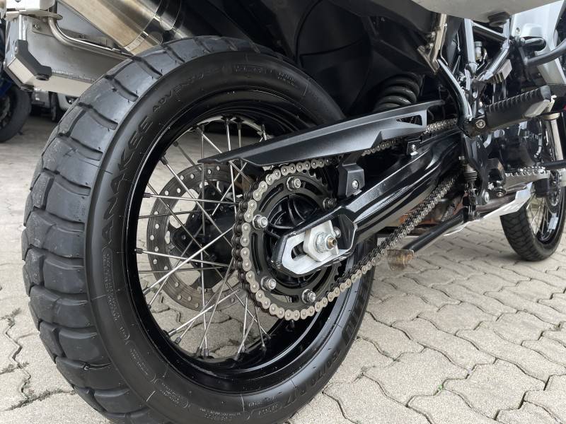 BMW - F 800 - 2017/2017 - Cinza - R$ 55.000,00