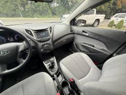 HYUNDAI - HB20S - 2017/2018 - Prata - R$ 62.000,00