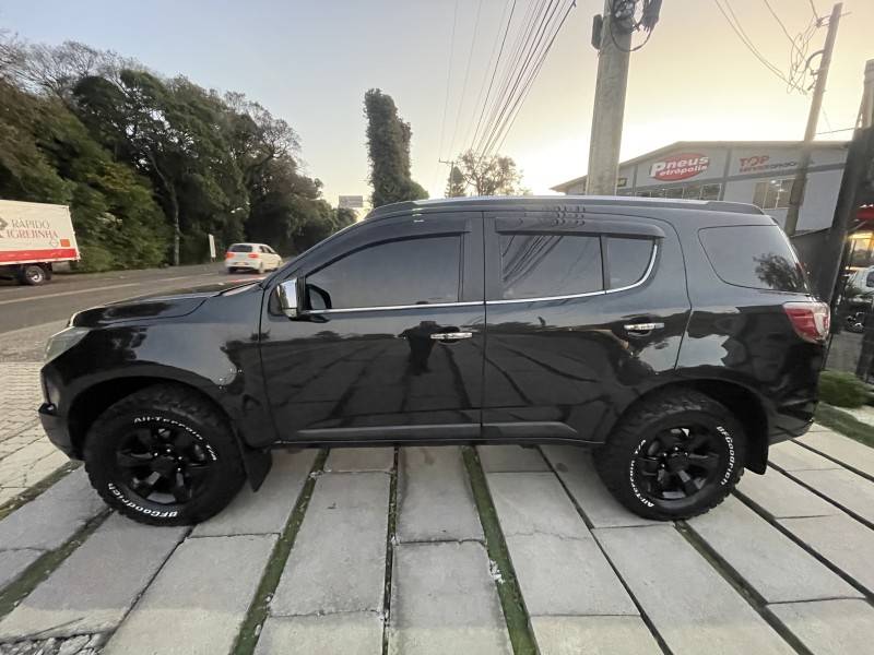 CHEVROLET - TRAILBLAZER - 2015/2015 - Preta - R$ 165.000,00