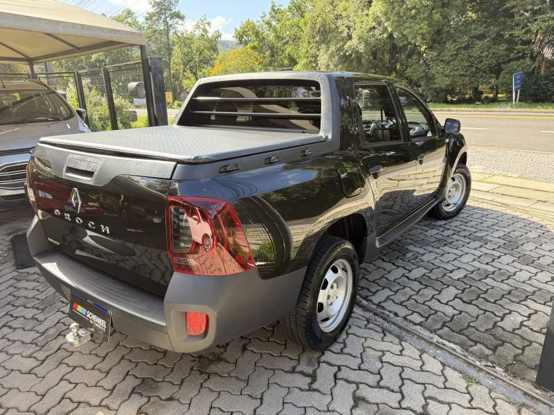RENAULT - OROCH - 2019/2020 - Preta - R$ 75.900,00
