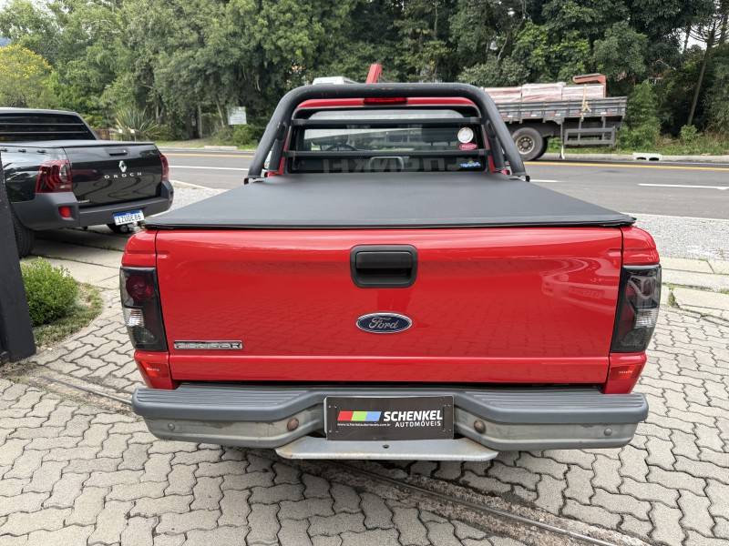 FORD - RANGER - 2011/2011 - Vermelha - R$ 72.900,00