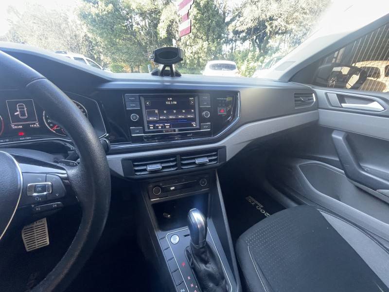 VOLKSWAGEN - POLO - 2017/2018 - Cinza - R$ 74.900,00