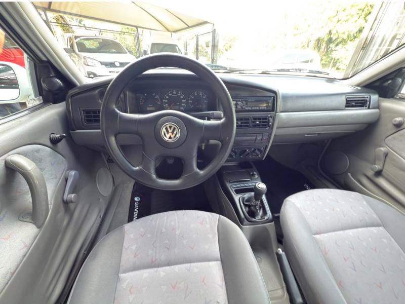 VOLKSWAGEN - SANTANA - 2000/2001 - Branca - R$ 22.900,00