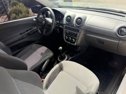 VOLKSWAGEN - SAVEIRO - 2012/2013 - Branca - R$ 46.900,00