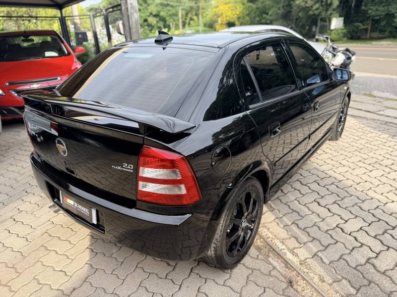 CHEVROLET - ASTRA - 2008/2009 - Preta - R$ 37.900,00
