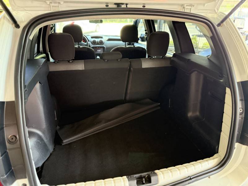 RENAULT - DUSTER - 2015/2015 - Branca - R$ 56.000,00