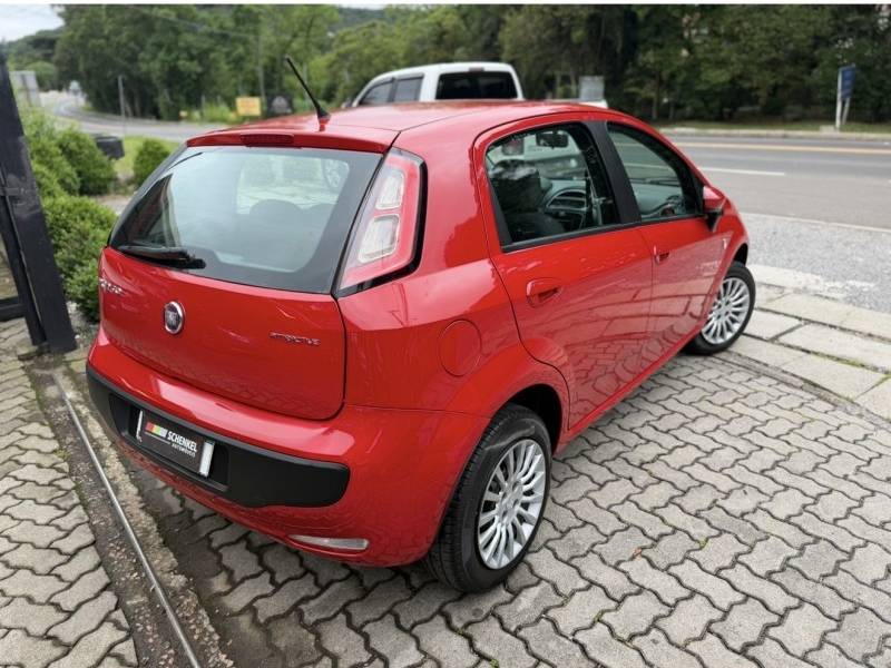 FIAT - PUNTO - 2012/2013 - Vermelha - R$ 39.900,00