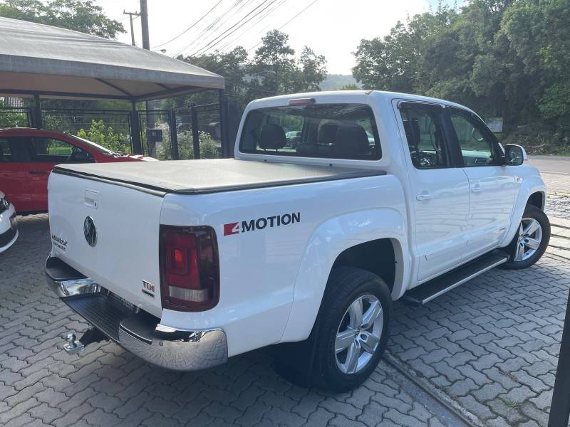VOLKSWAGEN - AMAROK - 2017/2017 - Branca - R$ 145.000,00