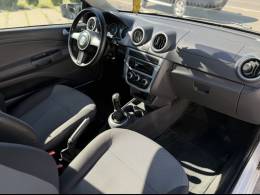 VOLKSWAGEN - SAVEIRO - 2013/2013 - Branca - R$ 46.000,00