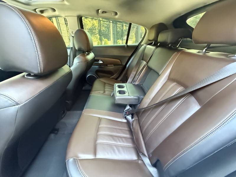 CHEVROLET - CRUZE - 2016/2016 - Branca - R$ 81.900,00