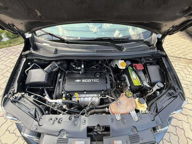 CHEVROLET - SONIC - 2013/2013 - Preta - R$ 43.000,00