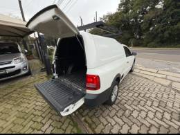 VOLKSWAGEN - SAVEIRO - 2020/2021 - Branca - R$ 65.000,00