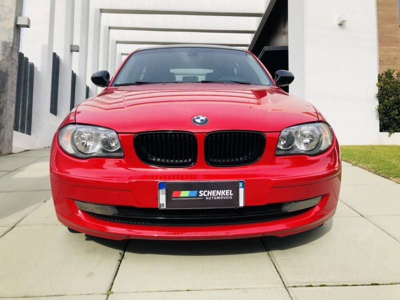 BMW - 118I - 2009/2010 - Vermelha - R$ 53.000,00