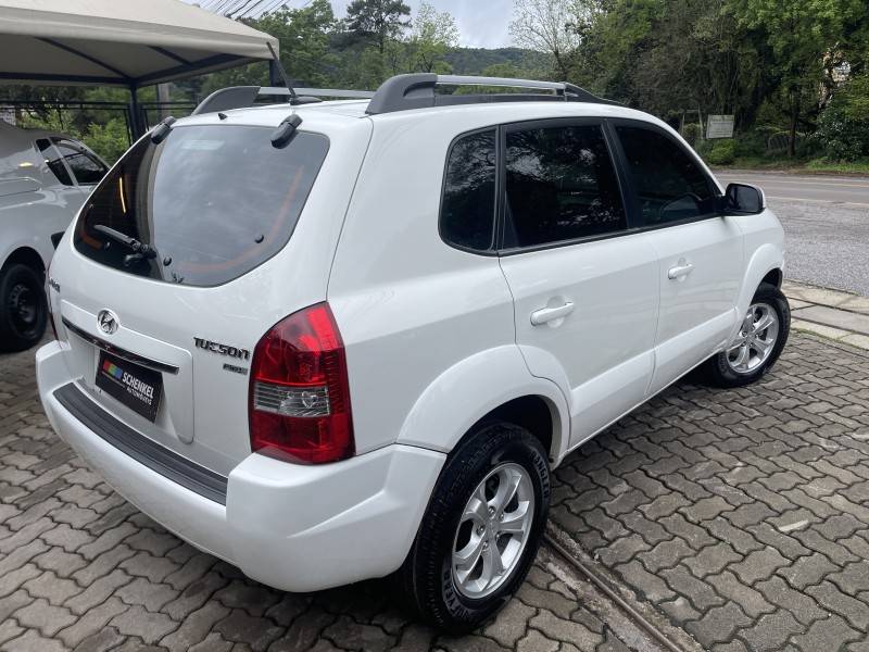 HYUNDAI - TUCSON - 2014/2015 - Branca - R$ 62.000,00