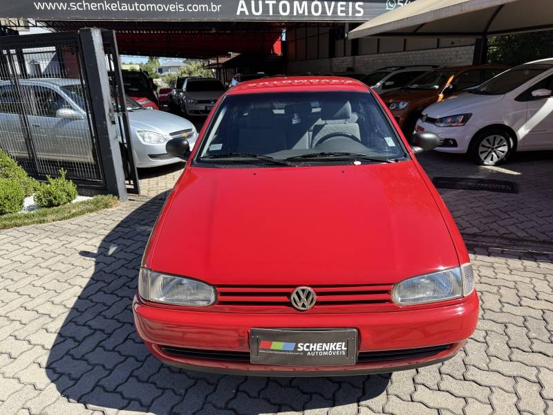 VOLKSWAGEN - GOL - 1997/1998 - Vermelha - R$ 35.000,00