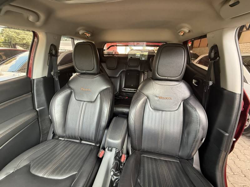 FIAT - TORO - 2017/2018 - Vermelha - R$ 105.000,00